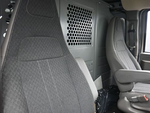 2024 Chevrolet Express Cargo 3500 WT