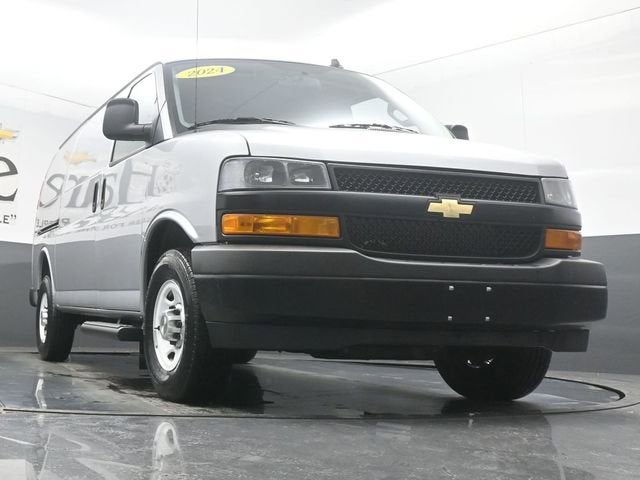 2024 Chevrolet Express Cargo 3500 WT
