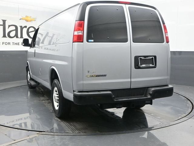 2024 Chevrolet Express Cargo 3500 WT