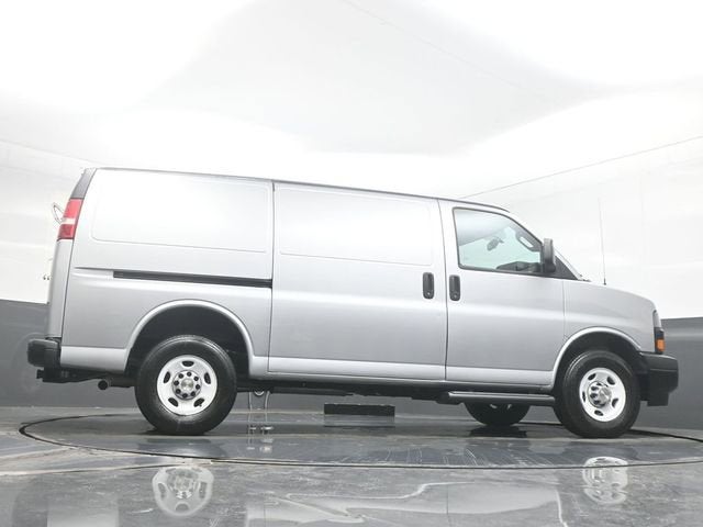 2024 Chevrolet Express Cargo 3500 WT