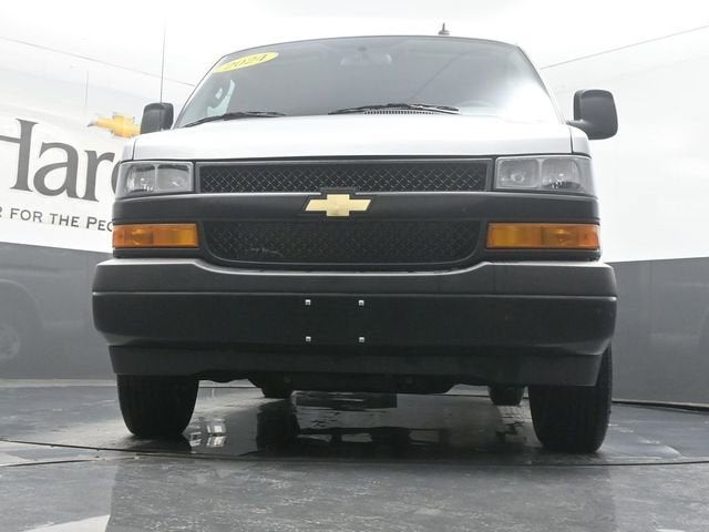 2024 Chevrolet Express Cargo 3500 WT