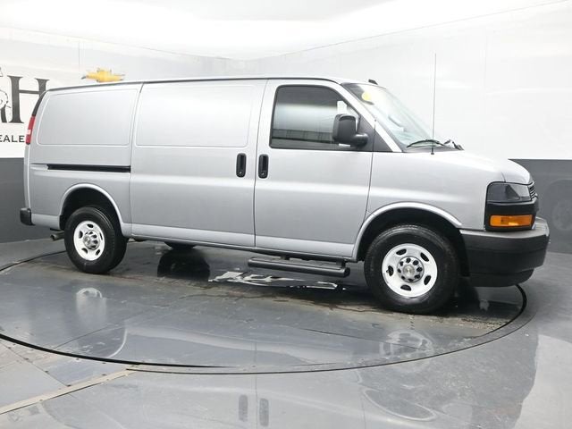 2024 Chevrolet Express Cargo 3500 WT