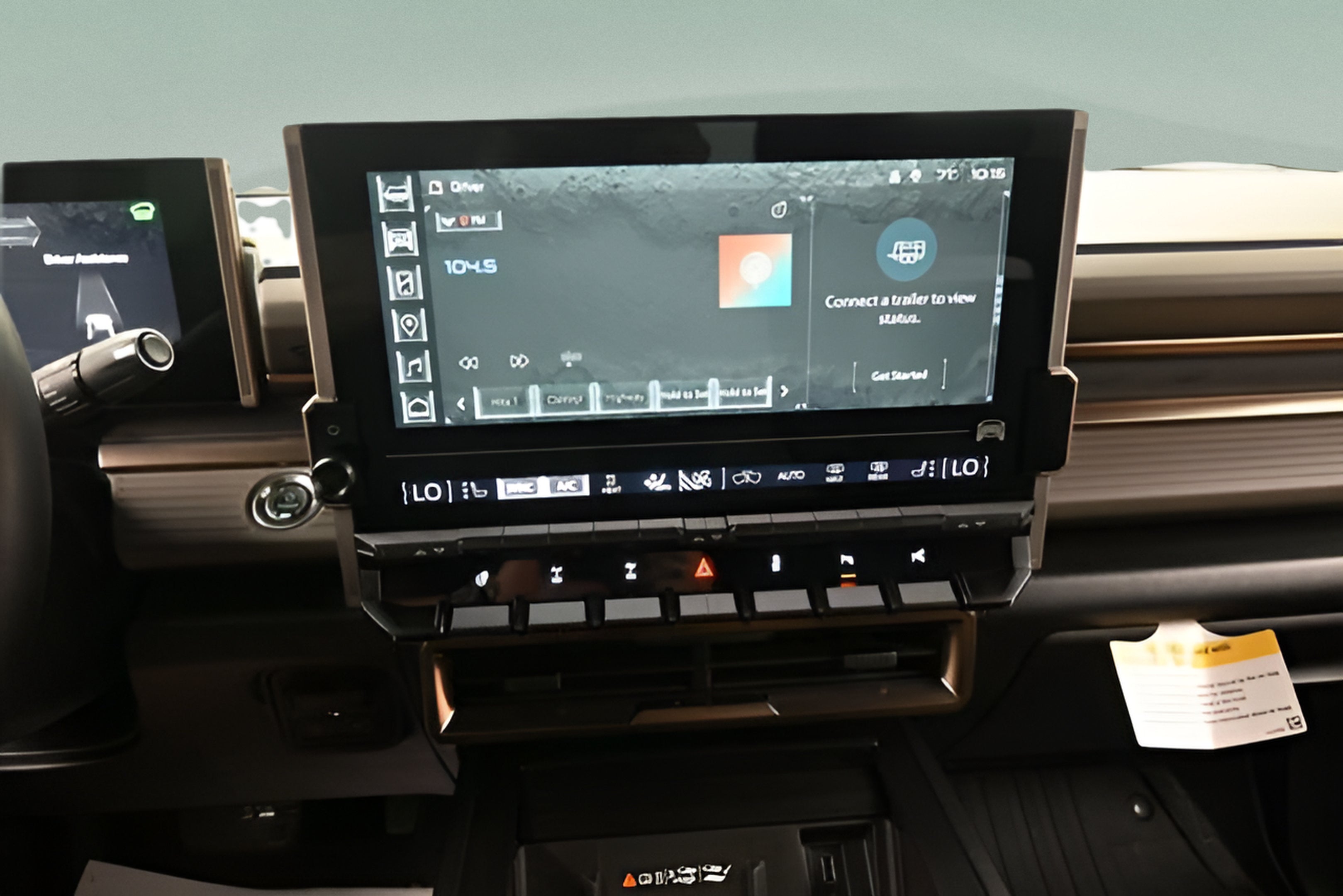 2024 GMC HUMMER EV SUV 2X