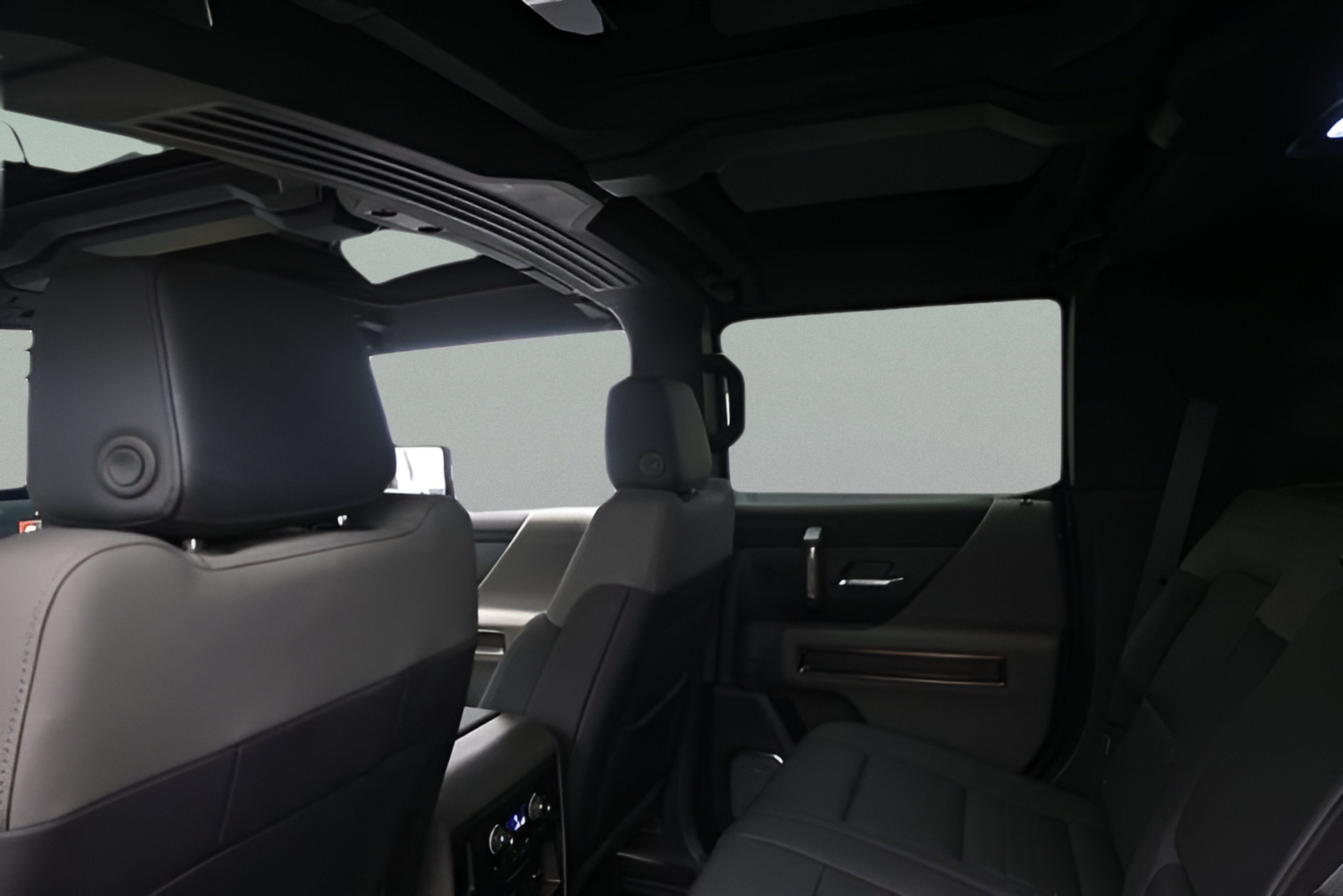 2024 GMC HUMMER EV SUV 2X