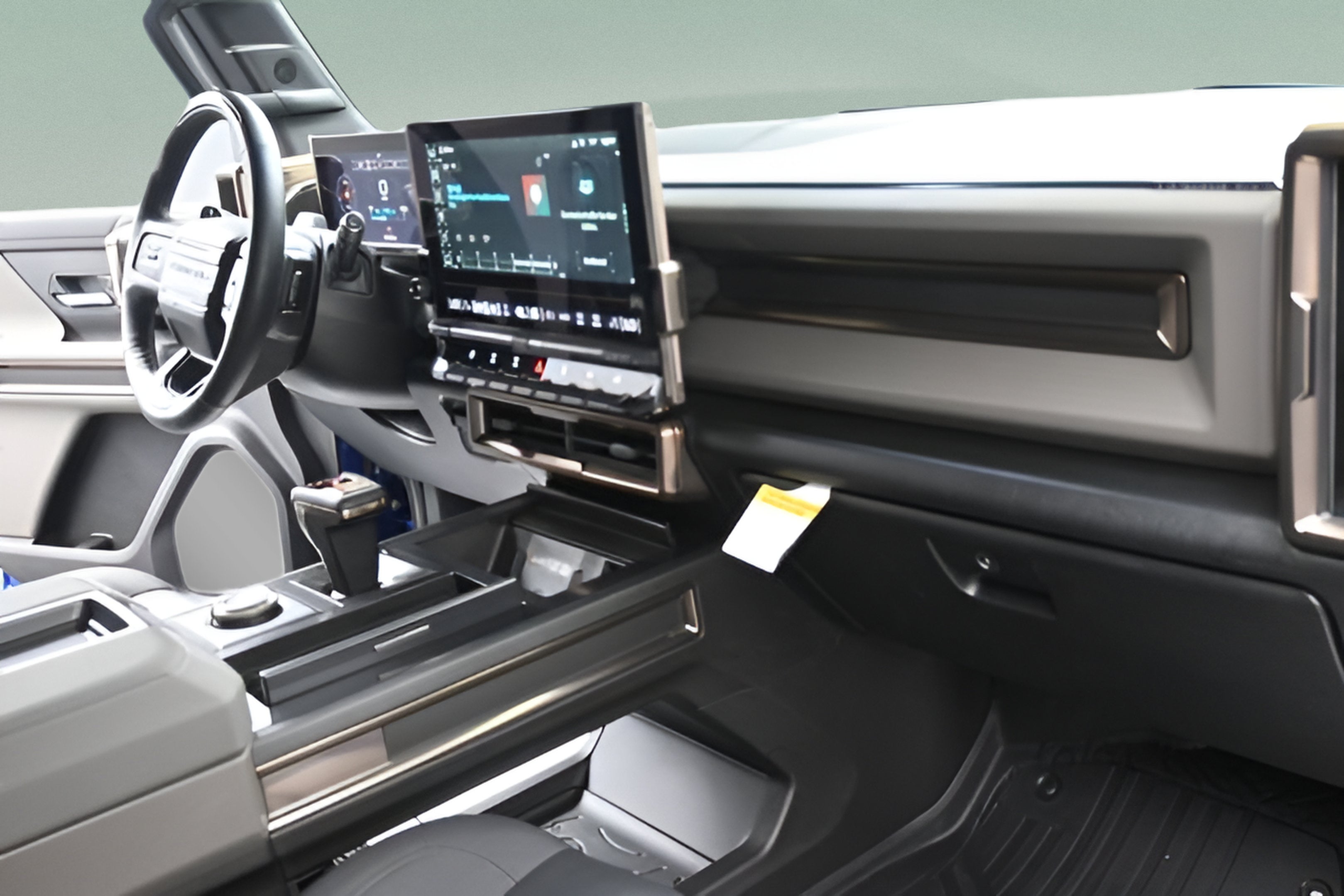 2024 GMC HUMMER EV SUV 2X