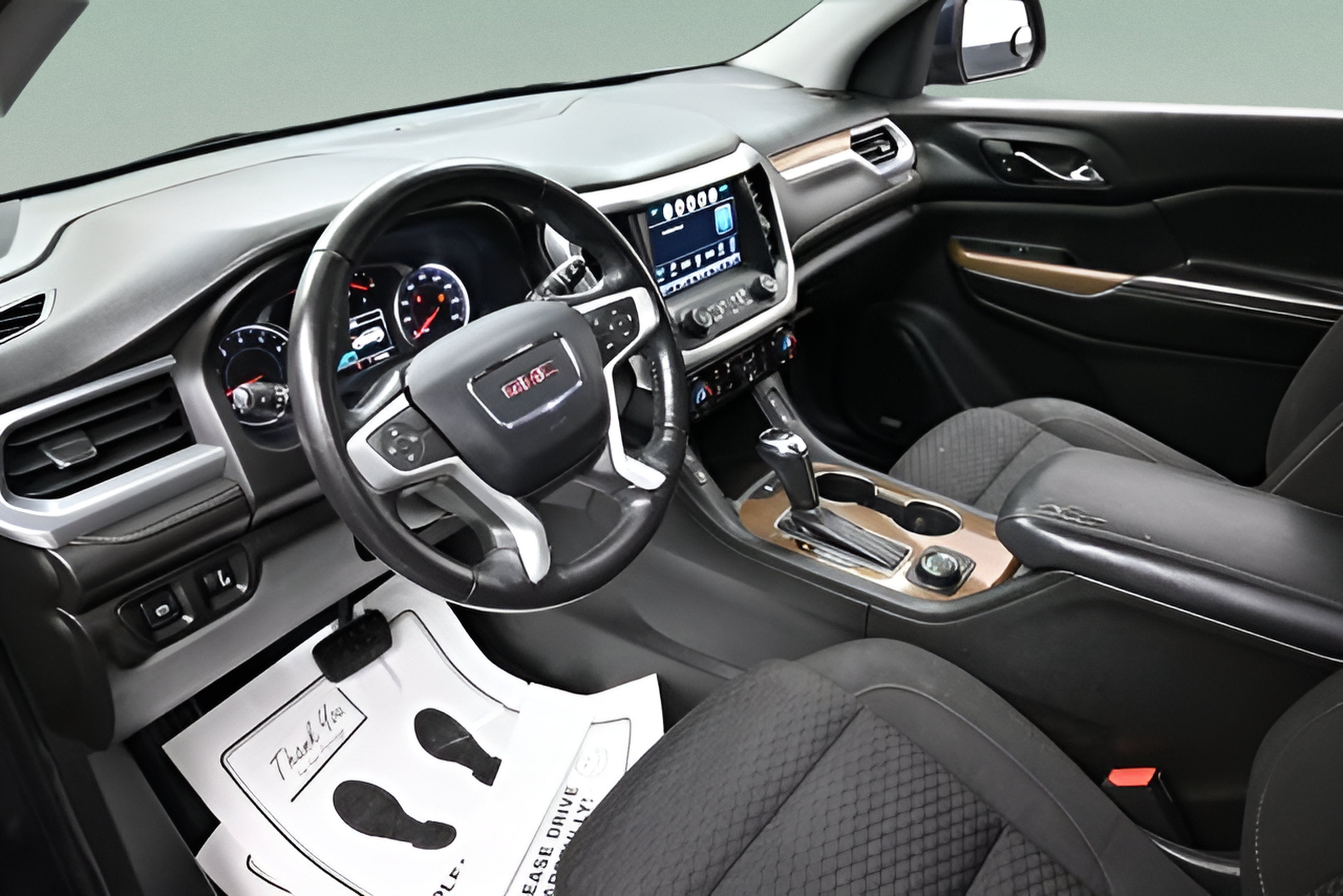 2017 GMC Acadia SLE