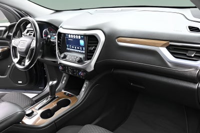 2017 GMC Acadia SLE
