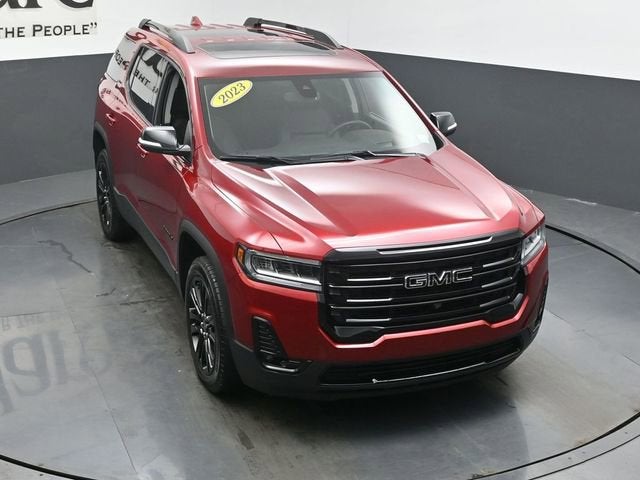 2023 GMC Acadia SLT
