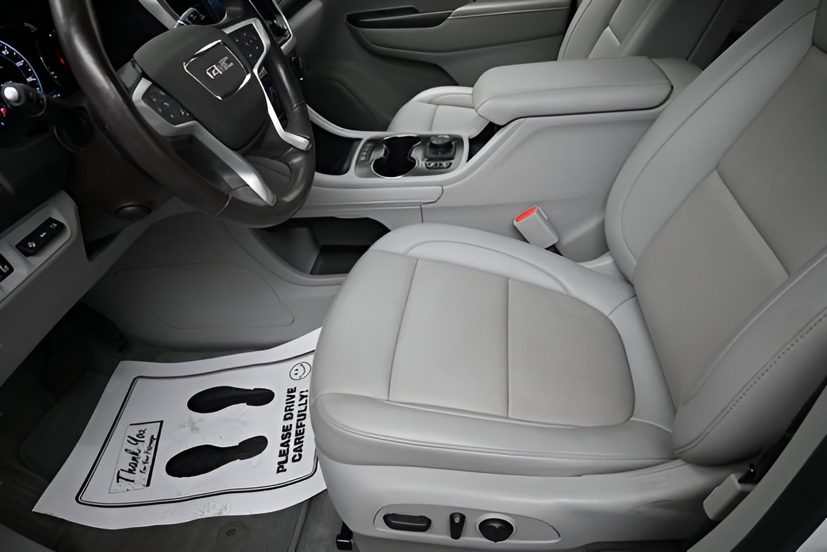 2021 GMC Acadia SLT