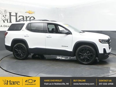 2023 GMC Acadia SLT