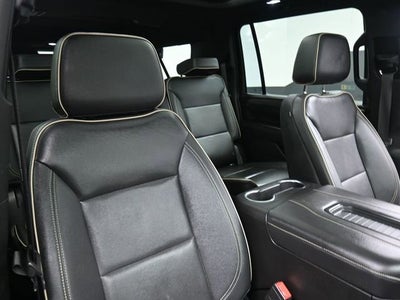 2022 GMC Yukon XL SLT