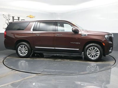 2022 GMC Yukon XL SLT
