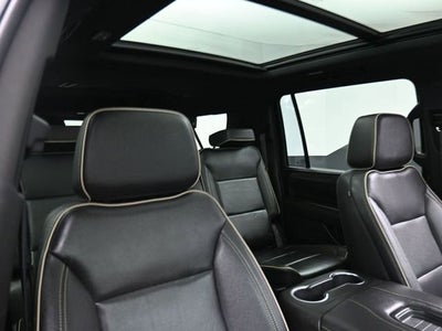 2022 GMC Yukon XL SLT