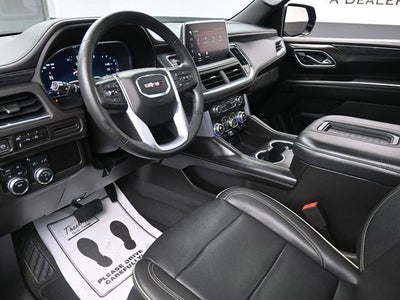 2023 GMC Yukon XL SLT