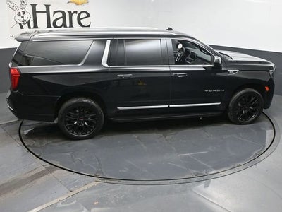2023 GMC Yukon XL SLT