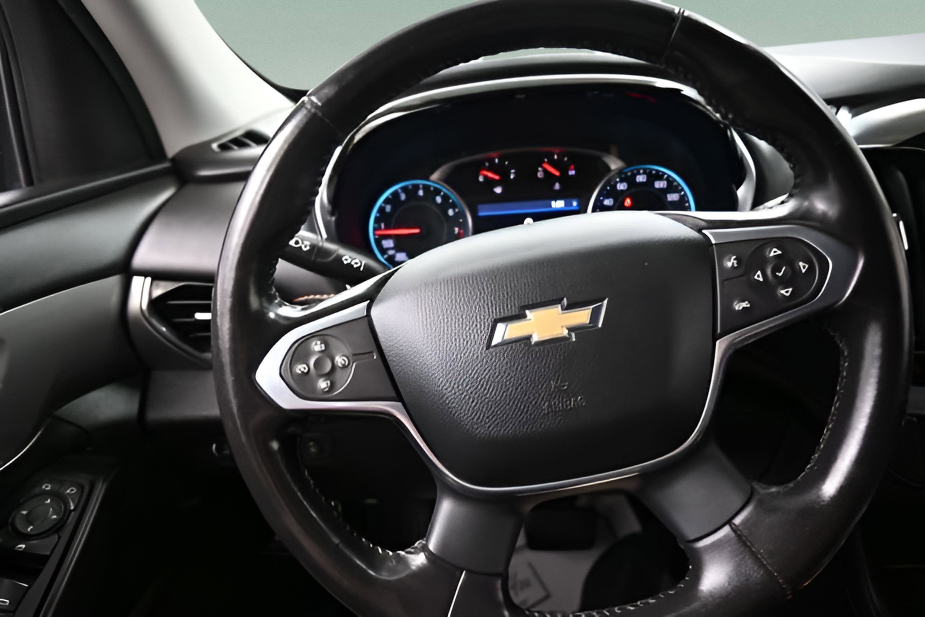 2020 Chevrolet Traverse LT Cloth