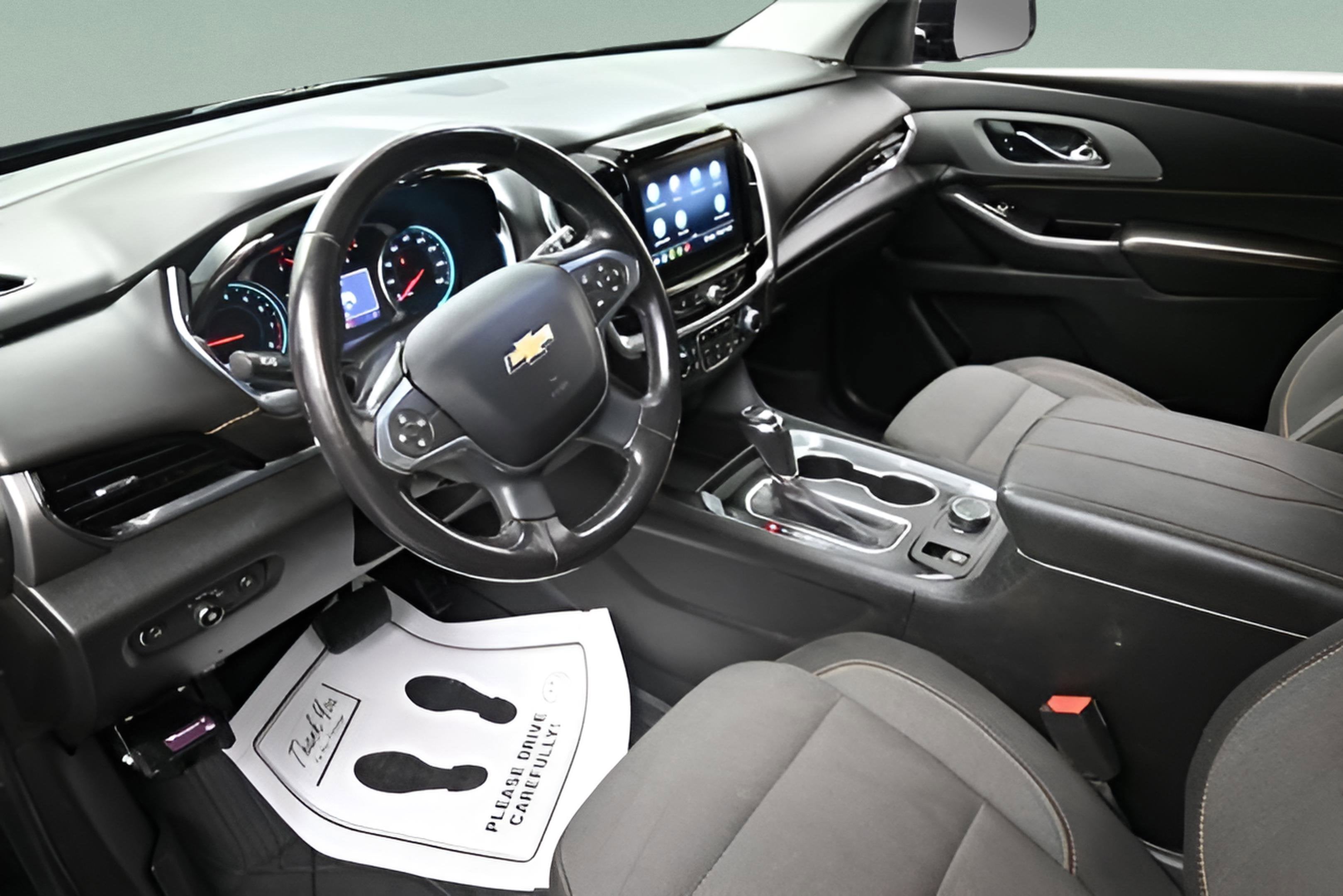 2020 Chevrolet Traverse LT Cloth