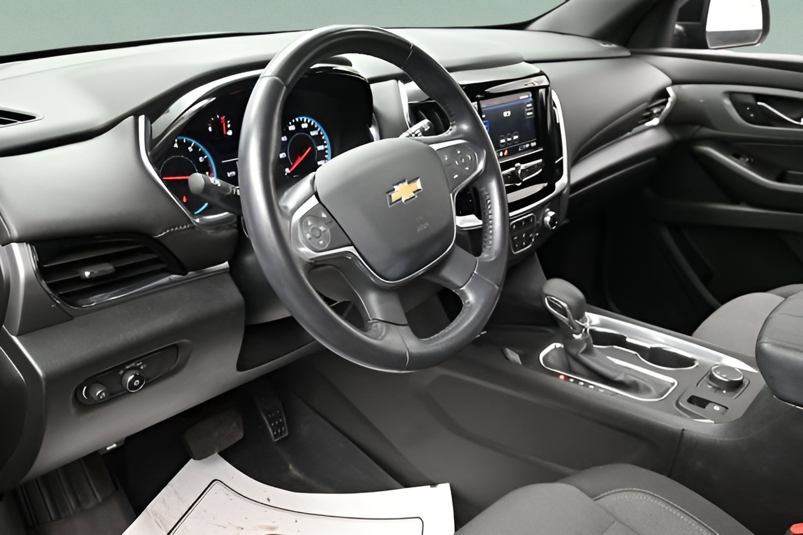 2022 Chevrolet Traverse LT Cloth