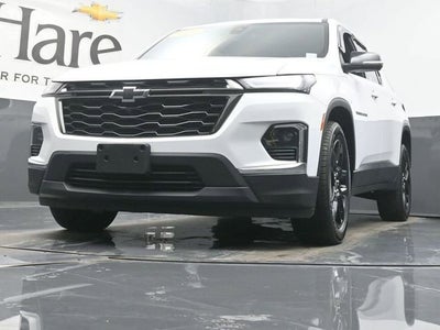 2022 Chevrolet Traverse LT Cloth