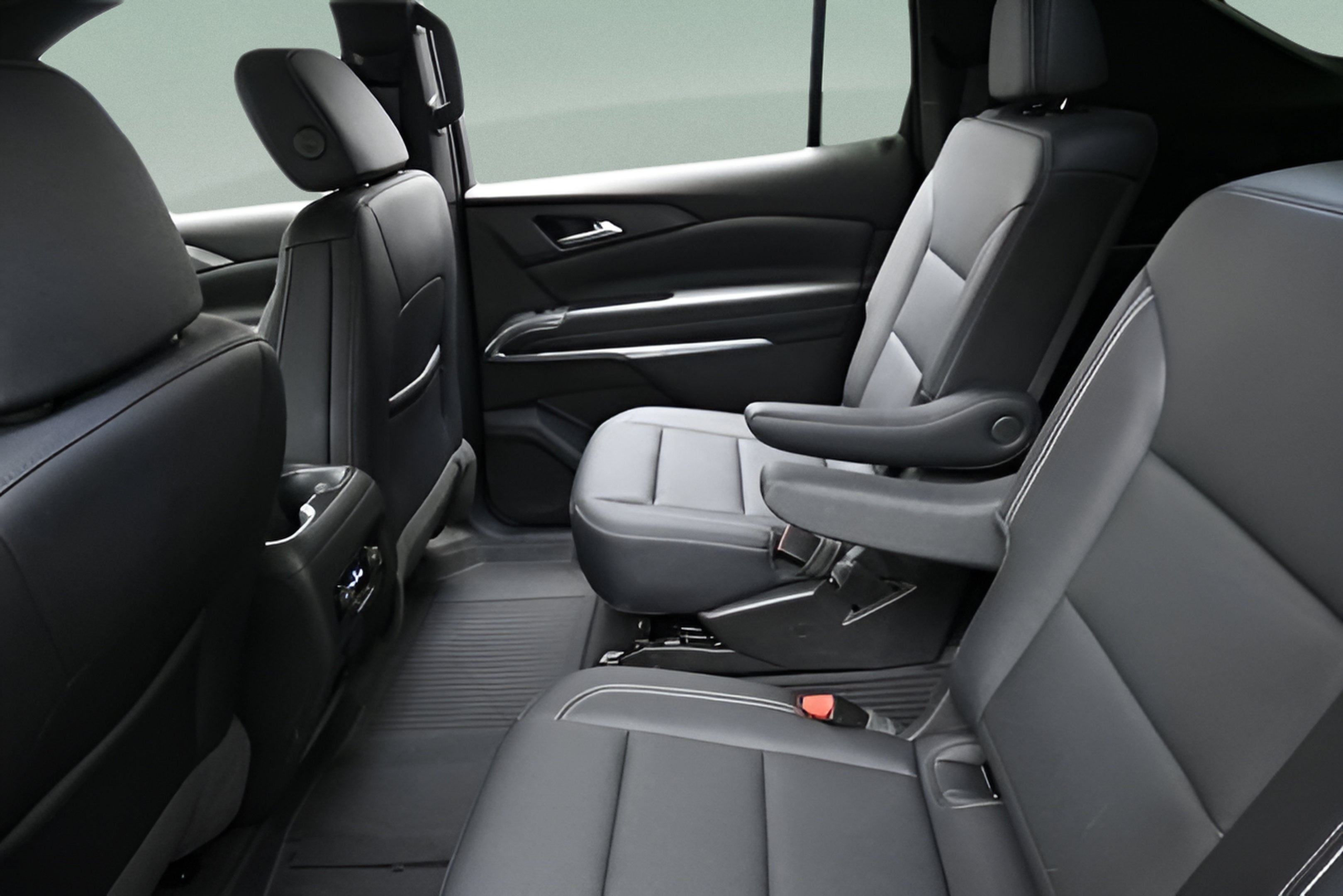 2025 Chevrolet Traverse LT - Photo 52