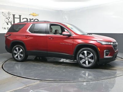 2023 Chevrolet Traverse LT Leather