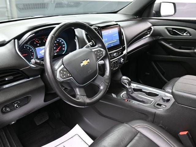 2022 Chevrolet Traverse LT Leather