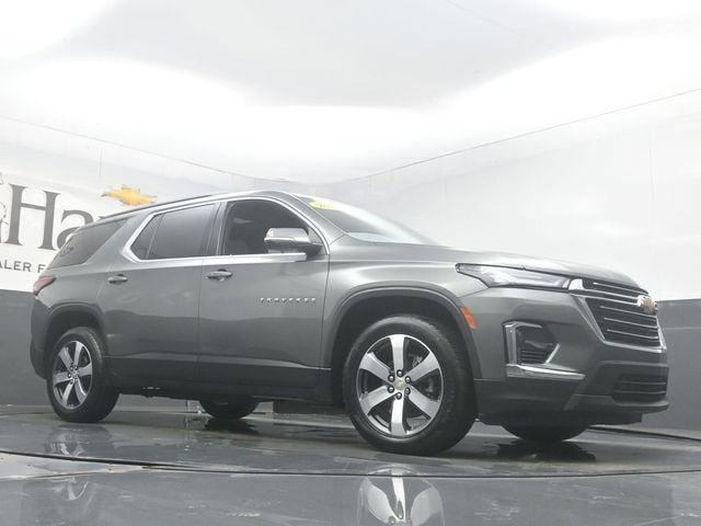 2022 Chevrolet Traverse LT Leather