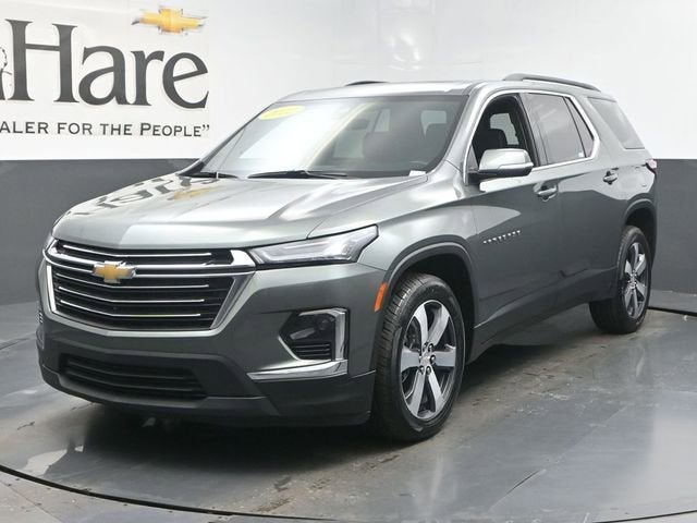 2022 Chevrolet Traverse LT Leather