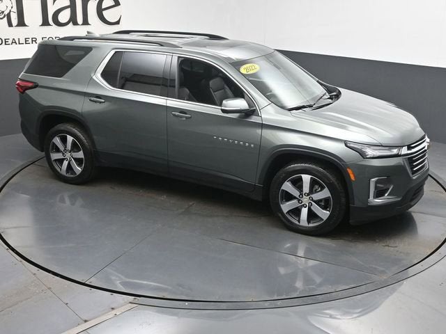 2022 Chevrolet Traverse LT Leather
