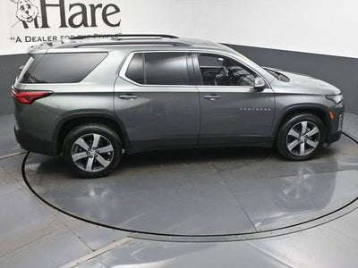 2022 Chevrolet Traverse LT Leather
