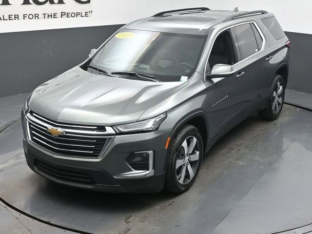 2022 Chevrolet Traverse LT Leather