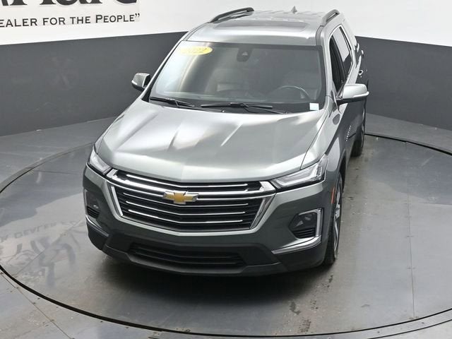 2022 Chevrolet Traverse LT Leather