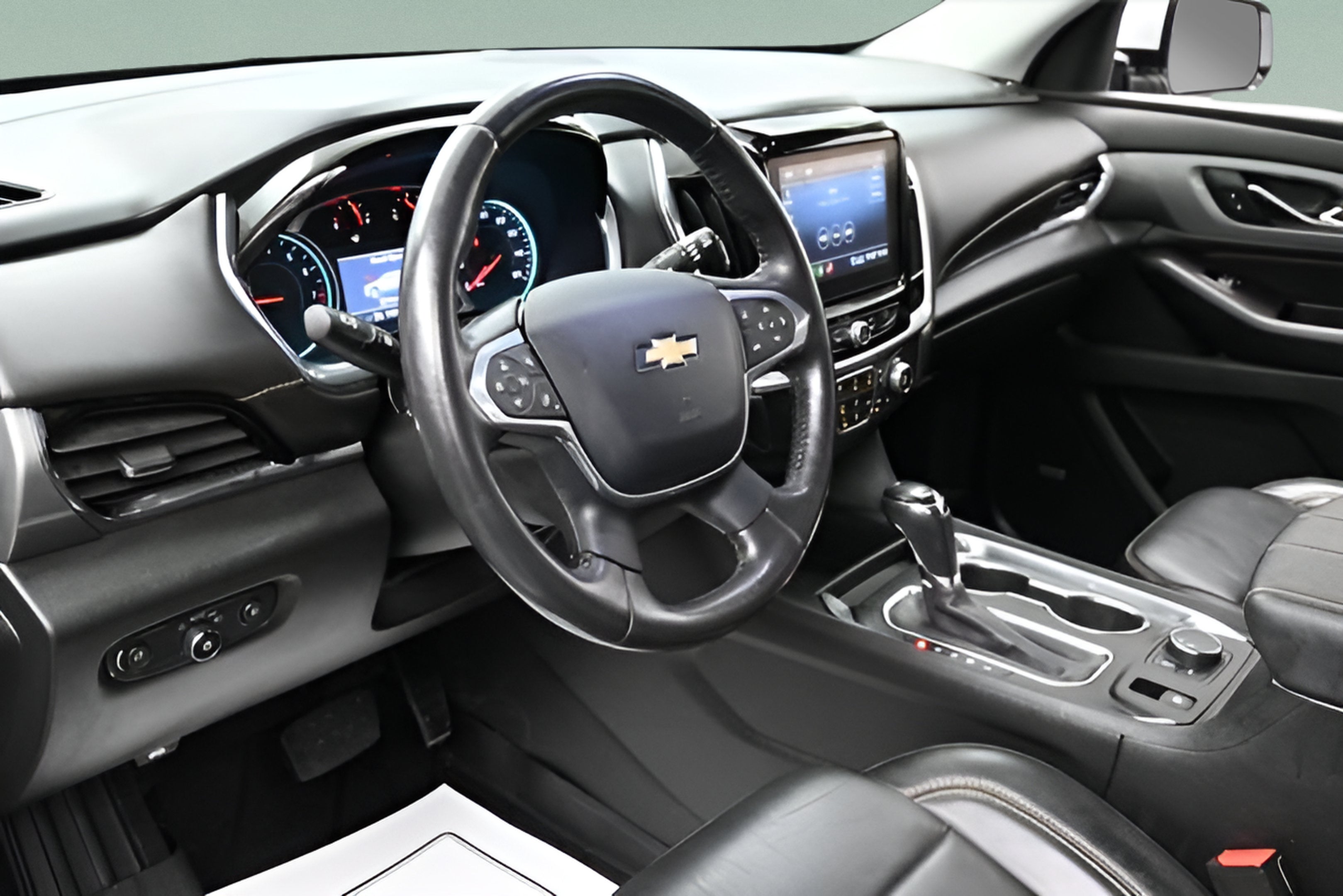 2020 Chevrolet Traverse LT Leather