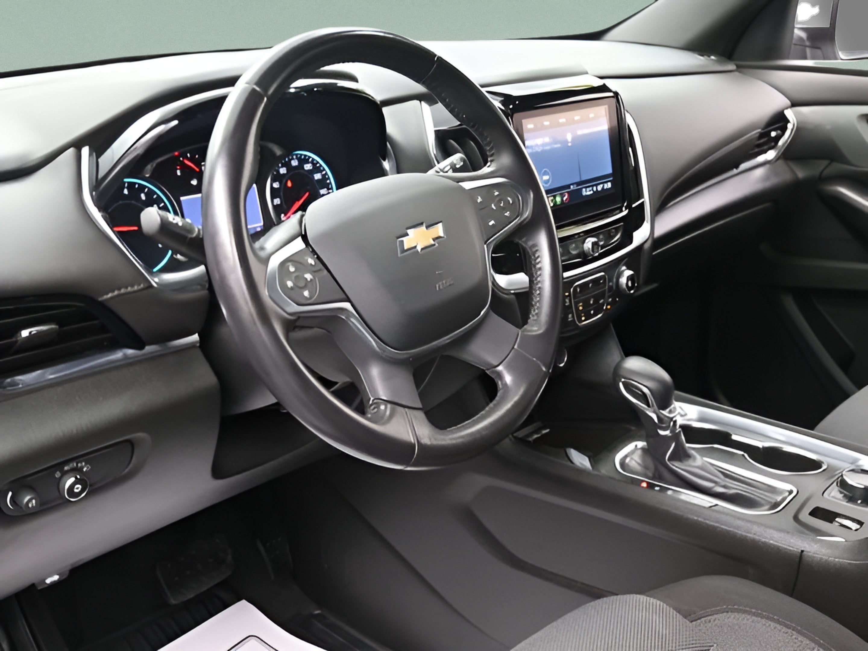 2022 Chevrolet Traverse LT Cloth