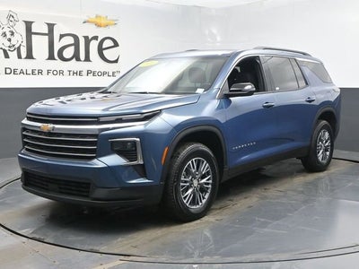 2025 Chevrolet Traverse LT