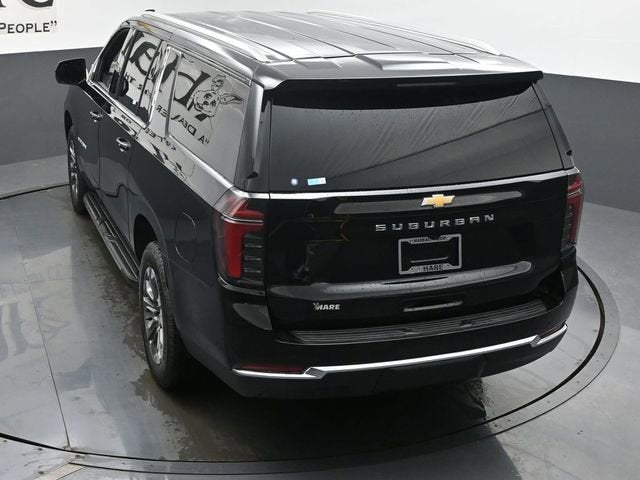 2025 Chevrolet Suburban LS