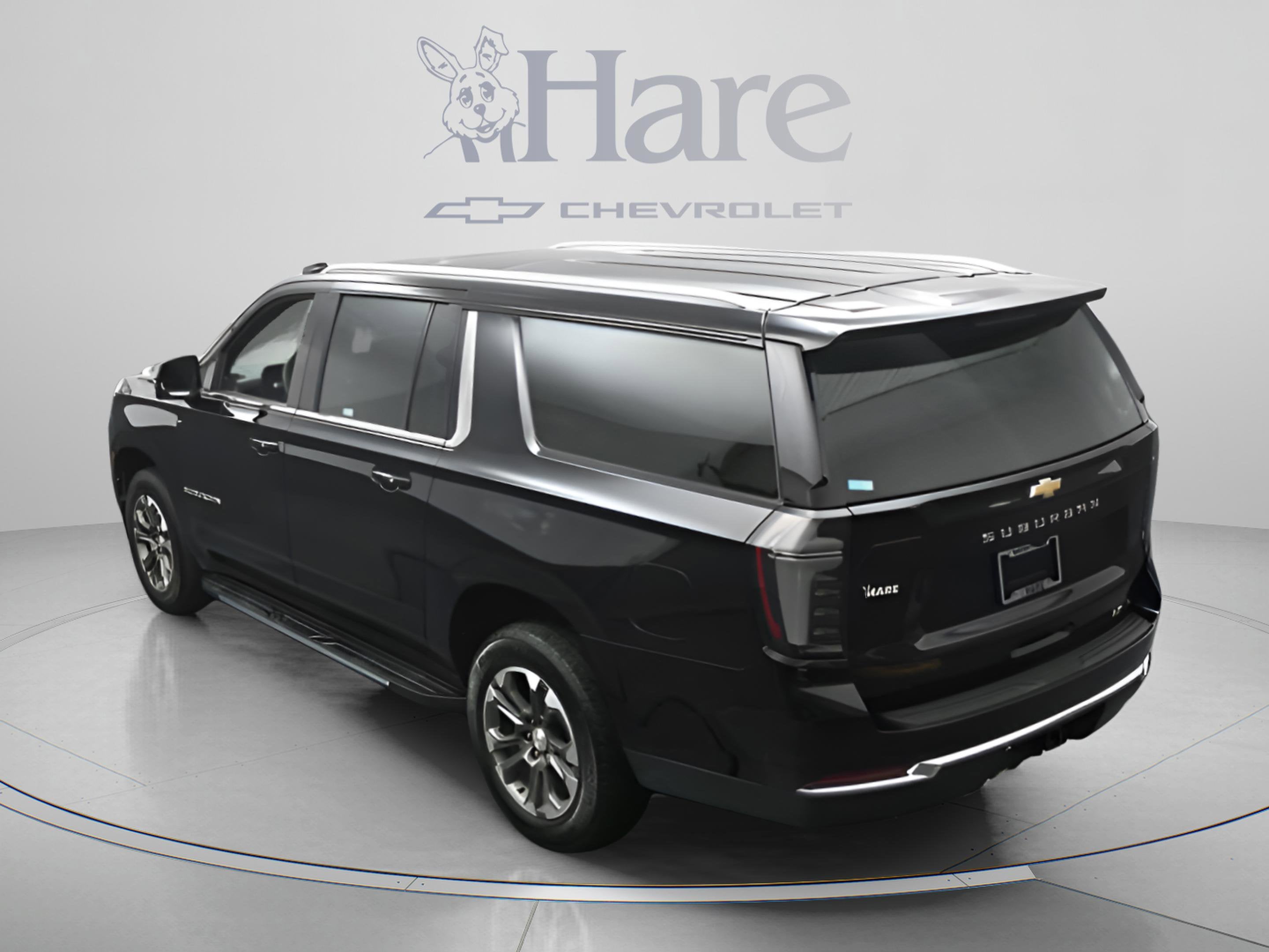 2025 Chevrolet Suburban LT