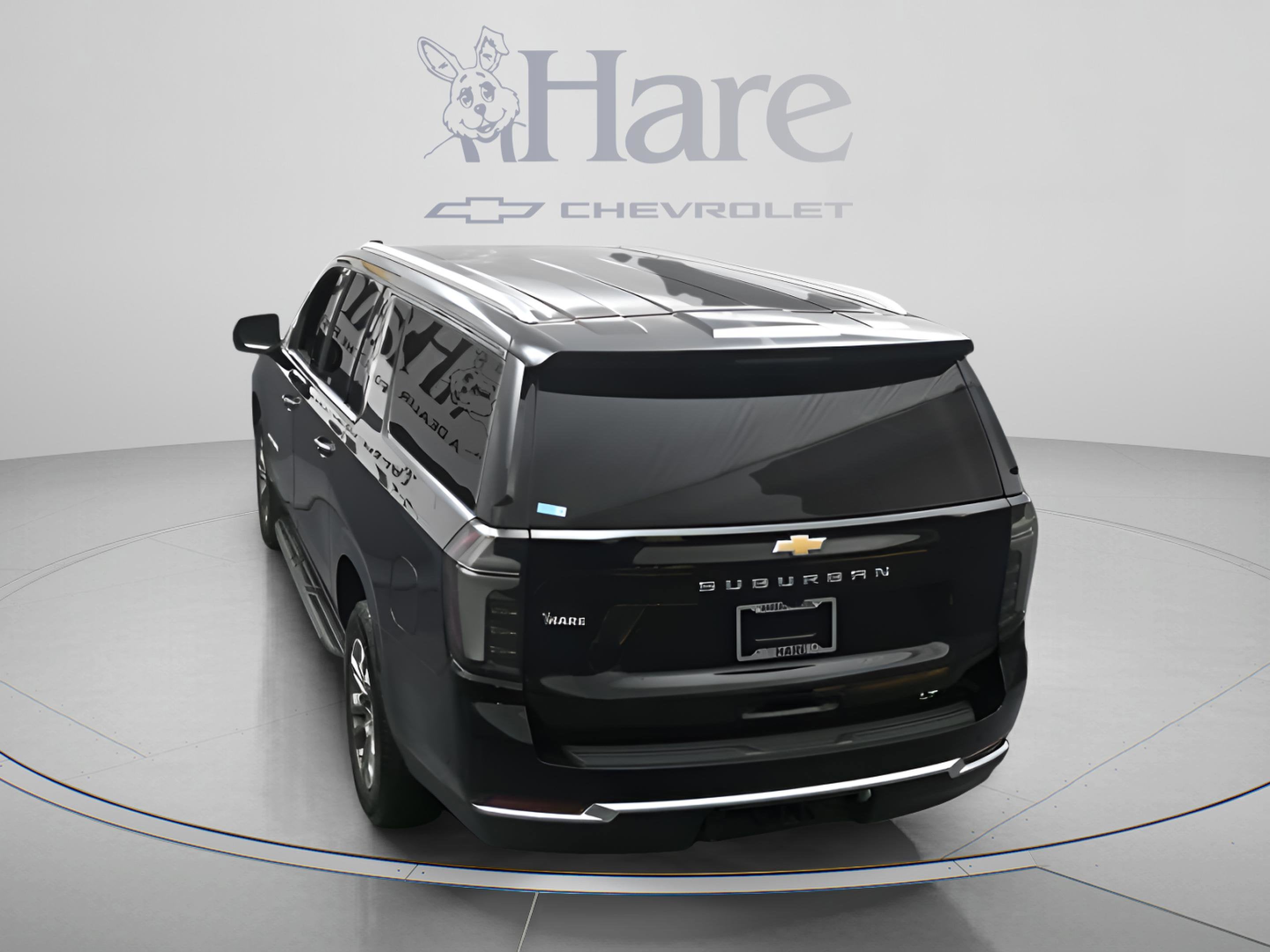 2025 Chevrolet Suburban LT