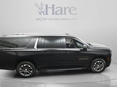 2025 Chevrolet Suburban LT