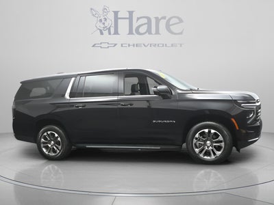 2025 Chevrolet Suburban LT