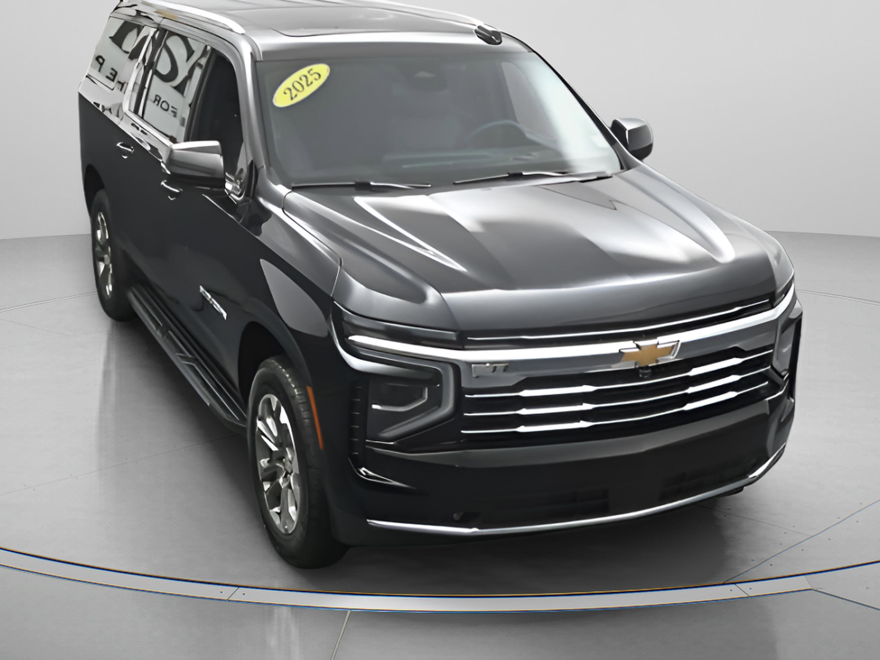 2025 Chevrolet Suburban LT
