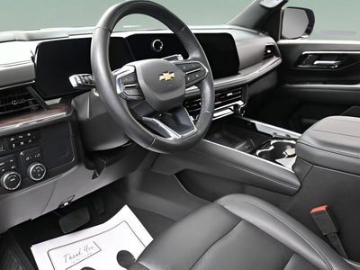 2025 Chevrolet Suburban LT