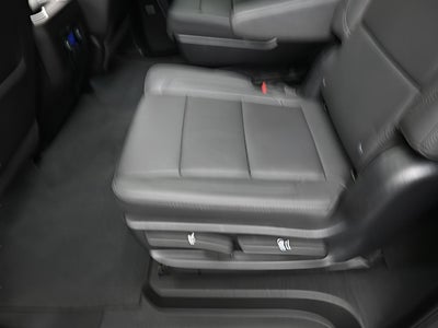 2025 Chevrolet Suburban LT