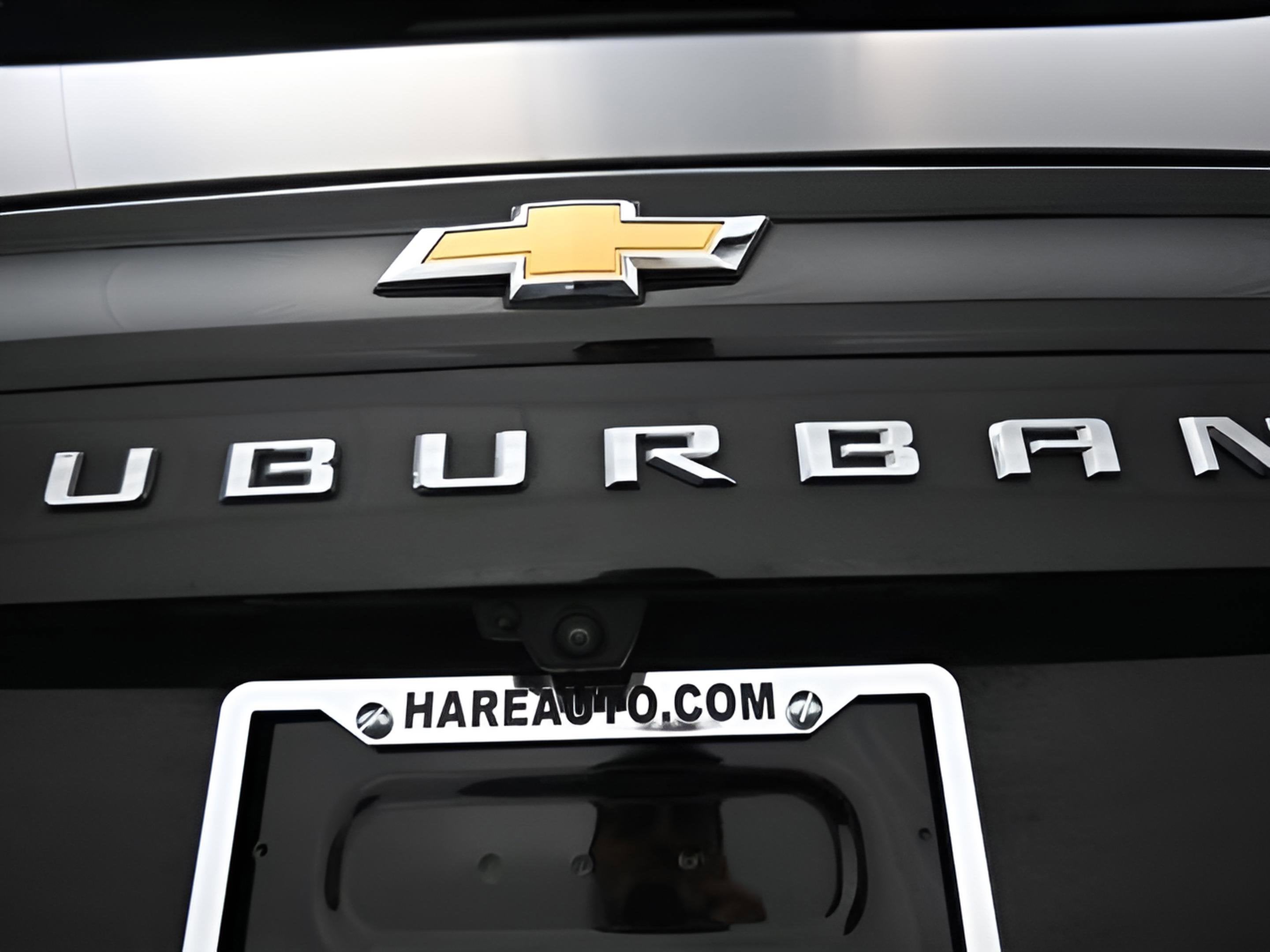 2025 Chevrolet Suburban LT