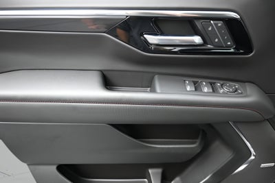 2025 Chevrolet Suburban RST