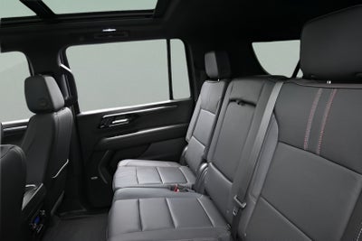 2025 Chevrolet Suburban RST