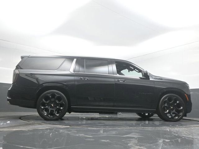 2025 Chevrolet Suburban High Country