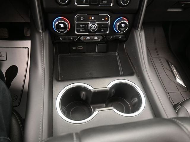 2022 Chevrolet Suburban LT