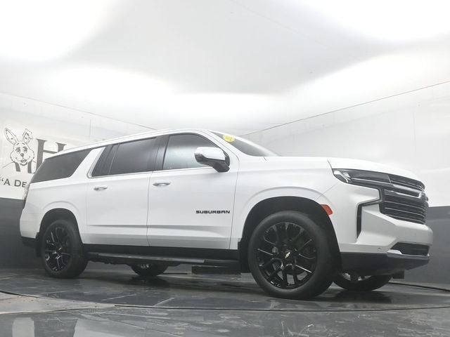 2023 Chevrolet Suburban LT