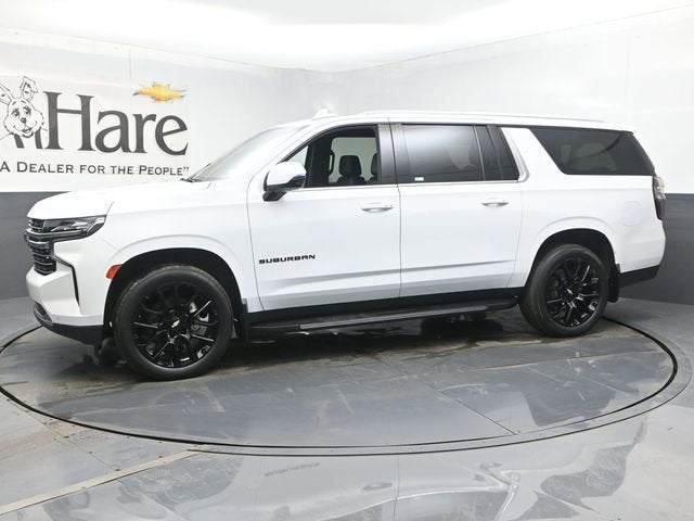 2023 Chevrolet Suburban LT